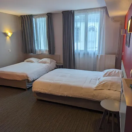 De L'ours Hotel