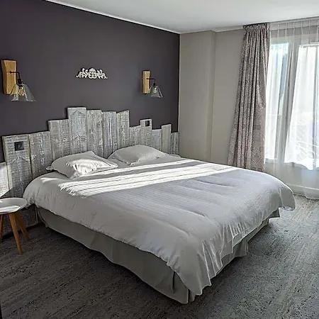 De L'ours 2* Arette