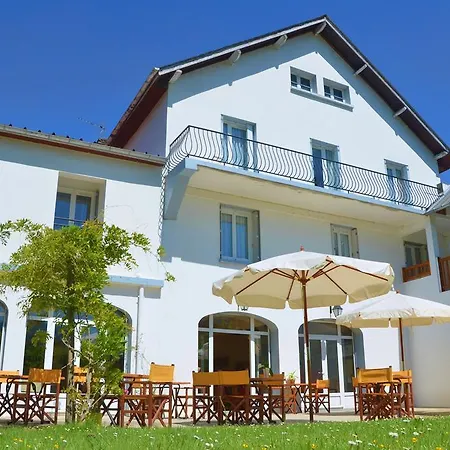 Hotel De L'ours 2*
